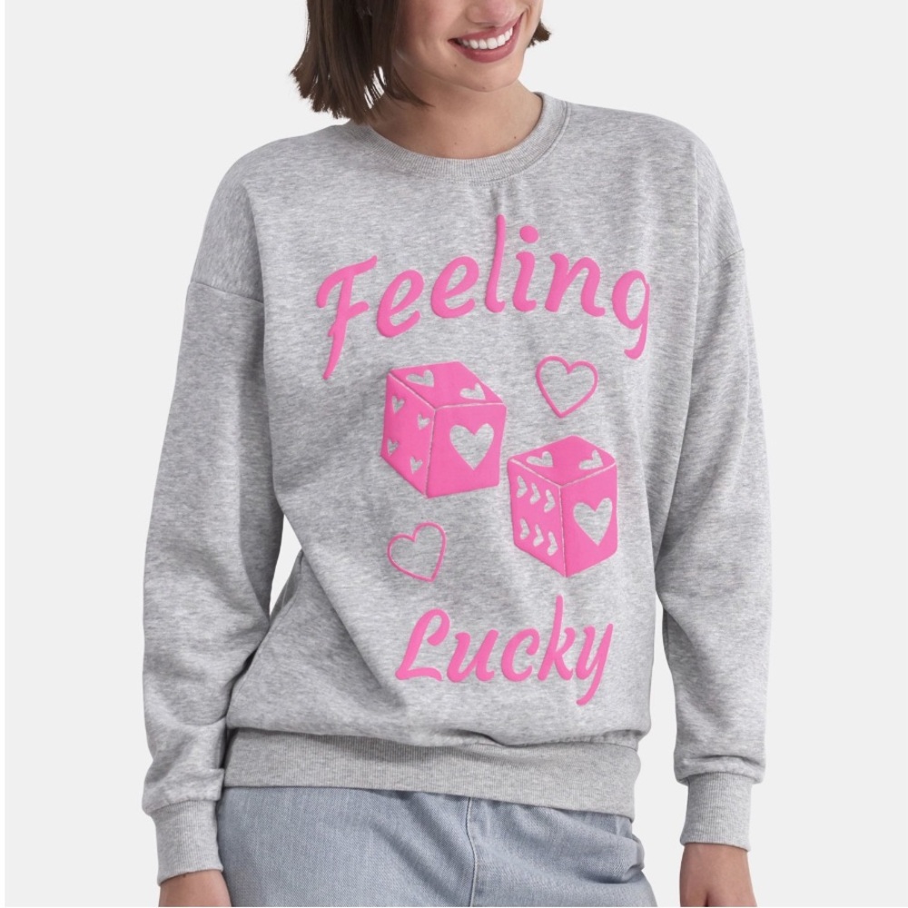 No Boundaries Feeling Lucky Pink Heart Dice Valentines Graphic Gray Sweatshirt M
